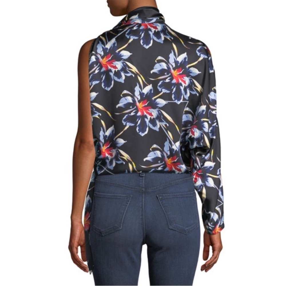 Diane Von Furstenberg silk Top - Picture 3 of 4